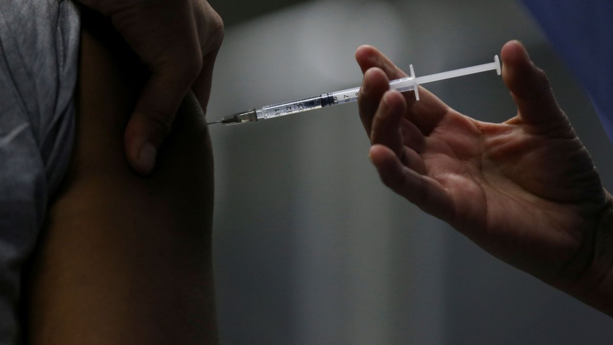 Die Reichen behalten, beschuldigte KI-Impfstoffhersteller